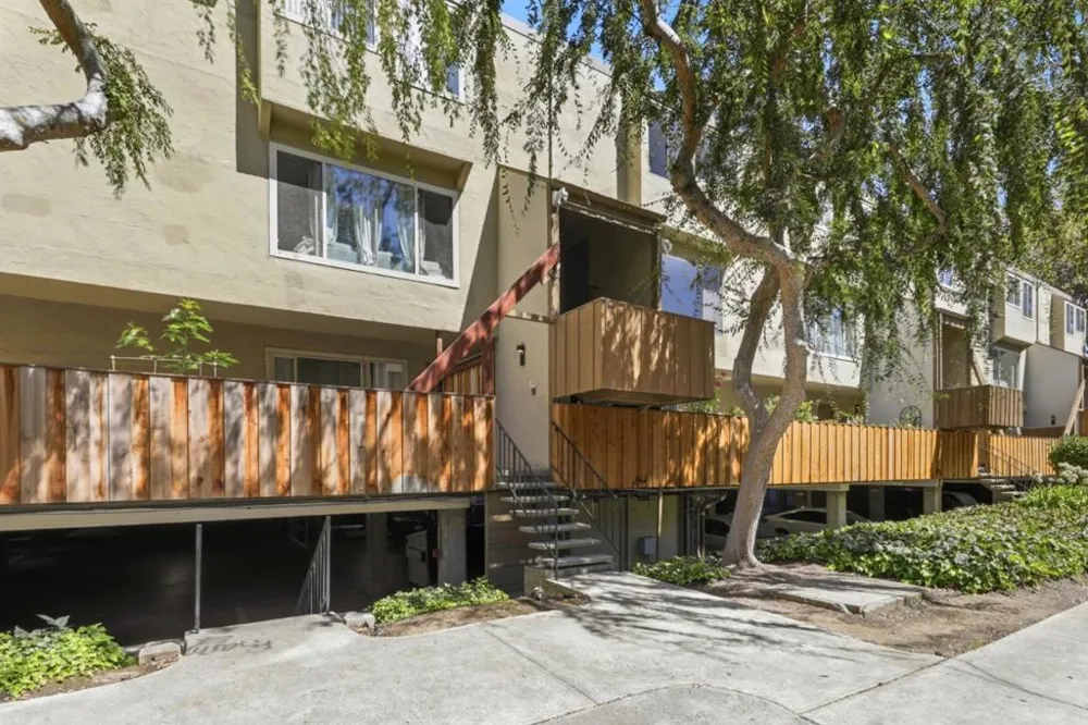 460 Auburn Way #18 San Jose, CA 95129