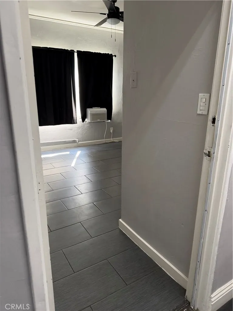 331 W 45th Street Los Angeles, CA 90037
