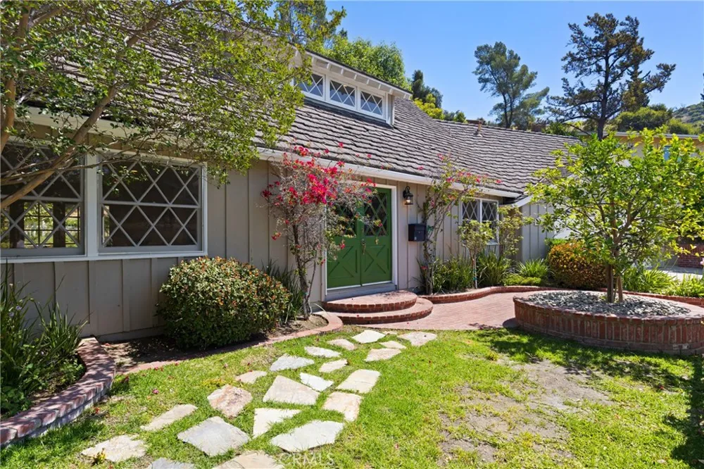 7971 Sangamon Avenue Sun Valley, CA 91352
