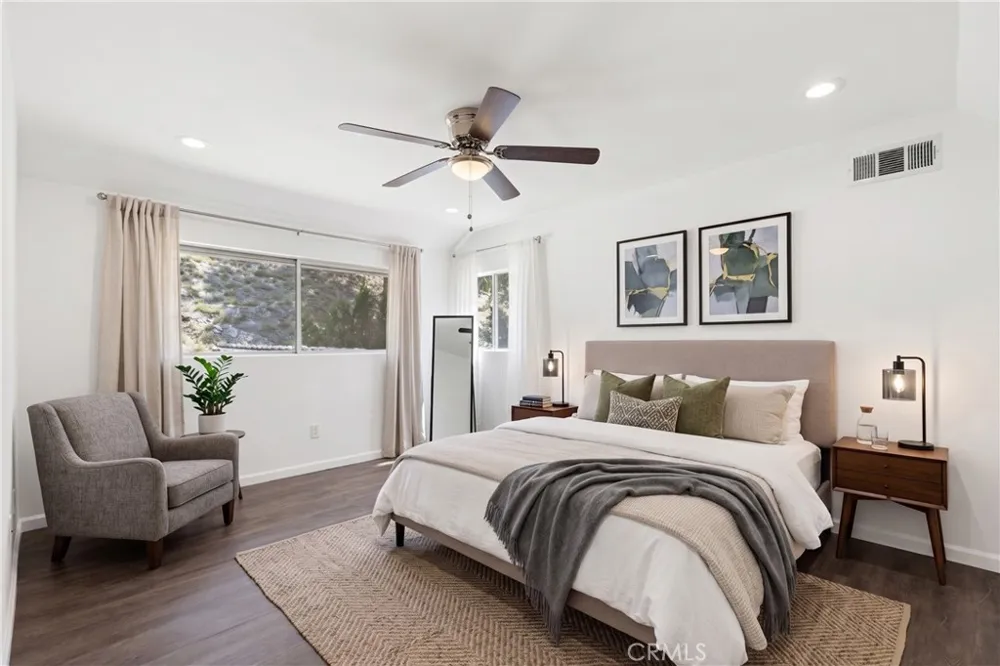 7971 Sangamon Avenue Sun Valley, CA 91352