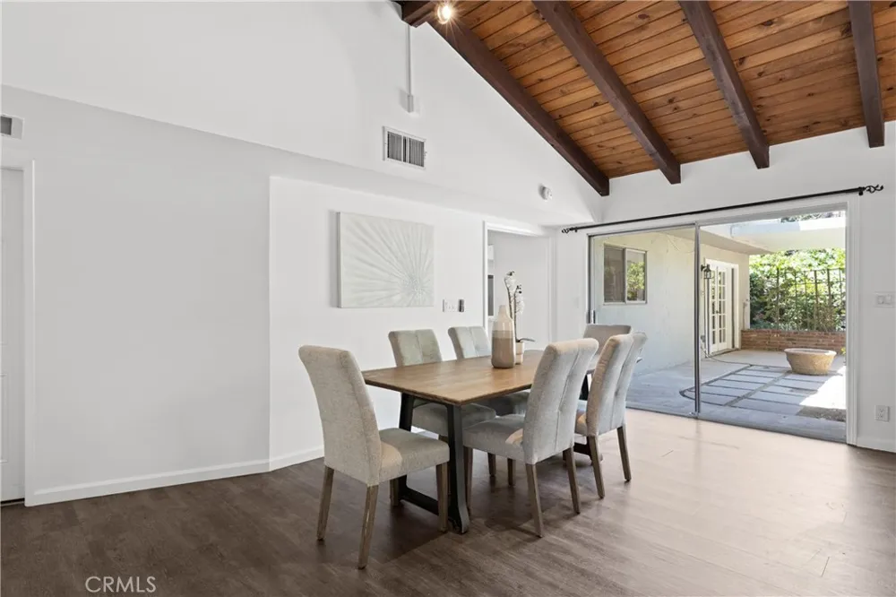 7971 Sangamon Avenue Sun Valley, CA 91352