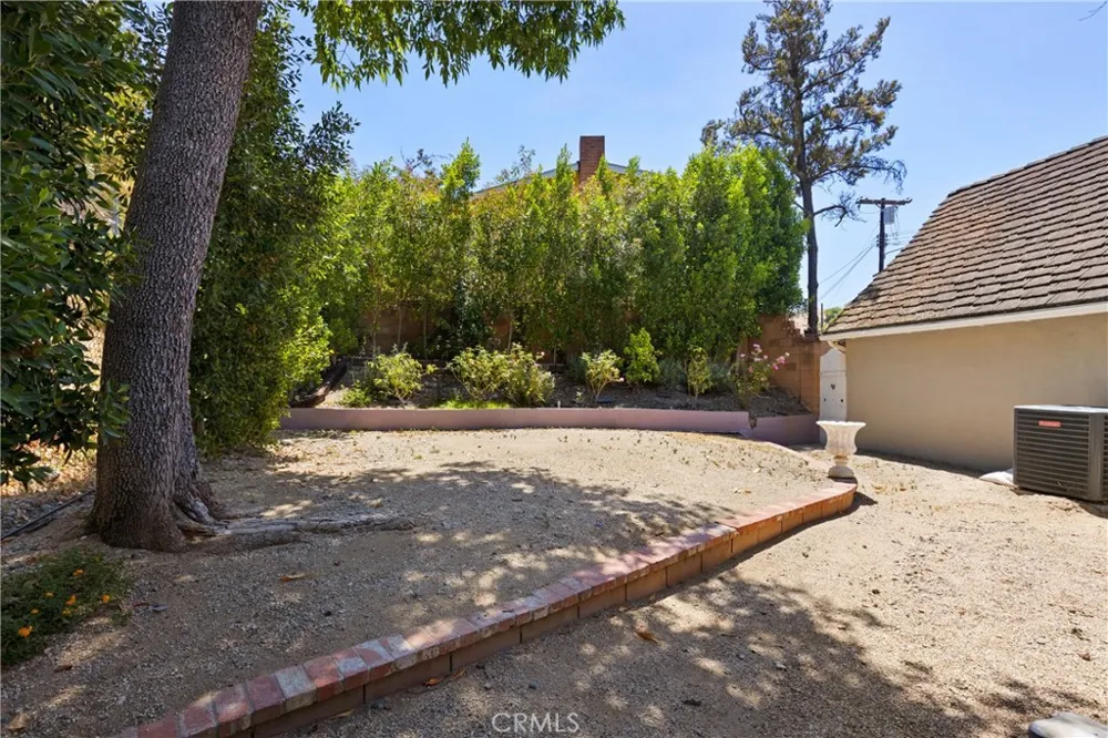 7971 Sangamon Avenue Sun Valley, CA 91352