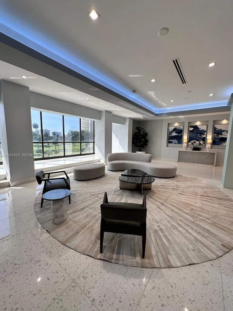20335 W Country Club Dr #2302 Aventura, FL 33180