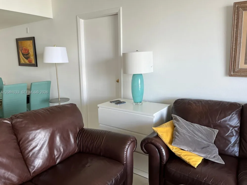 20335 W Country Club Dr #2302 Aventura, FL 33180