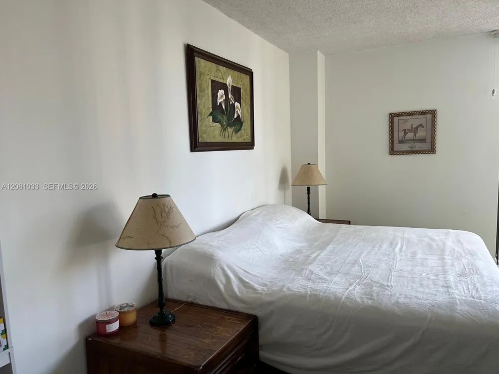 20335 W Country Club Dr #2302 Aventura, FL 33180