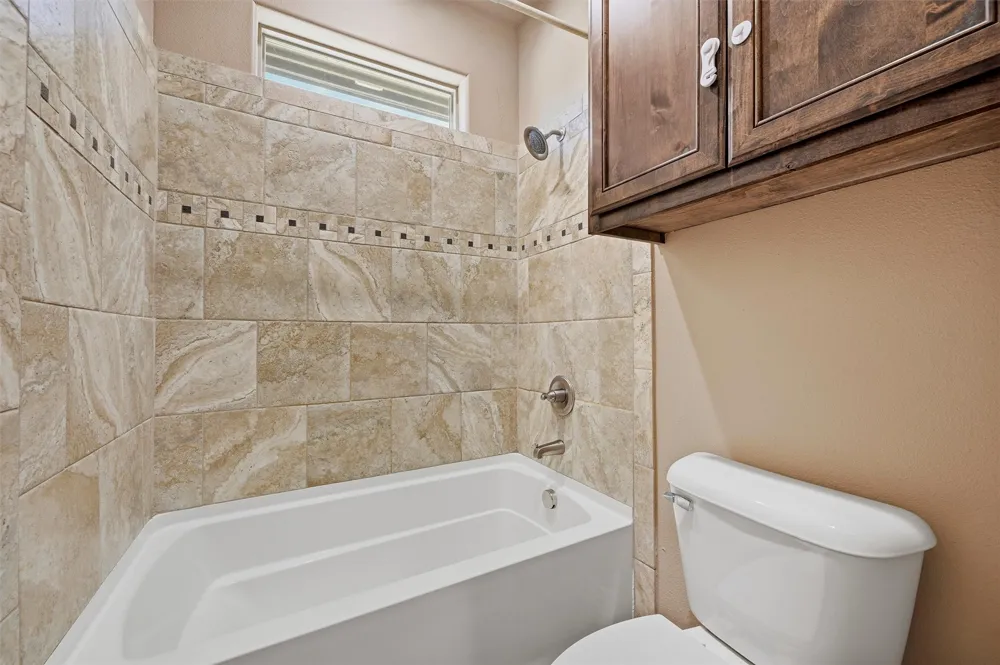 106 Highland Drive Durant, OK 74701