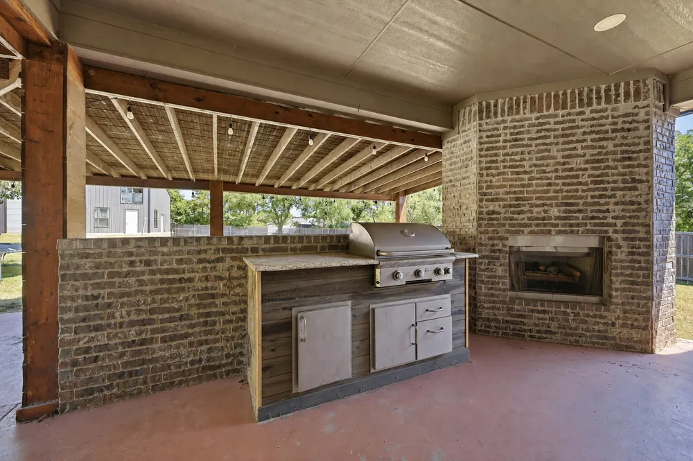 106 Highland Drive Durant, OK 74701