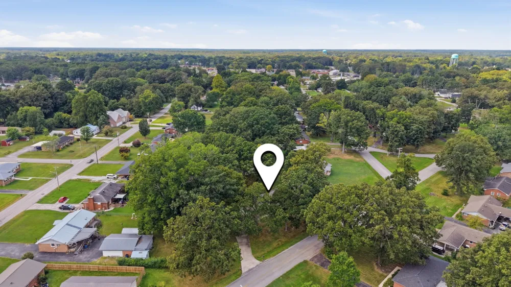 802 Lowry St Manchester, TN 37355
