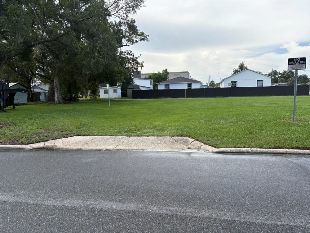 210 W 7TH STREET Lakeland, FL 33805