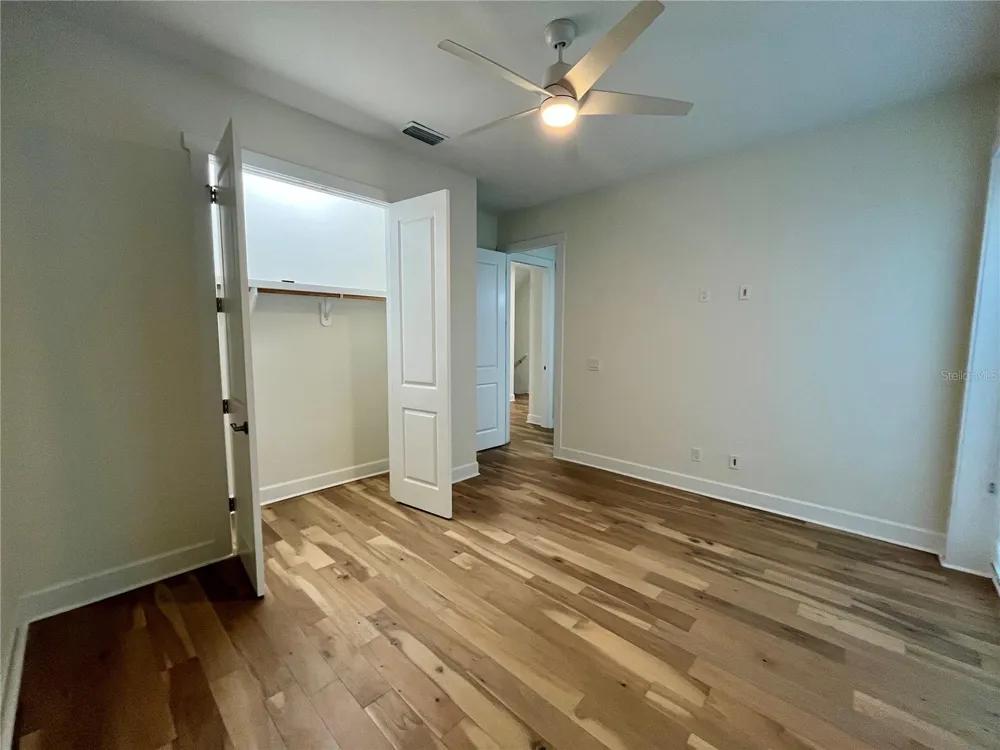 821 OAK BEND LANE Dunedin, FL 34698