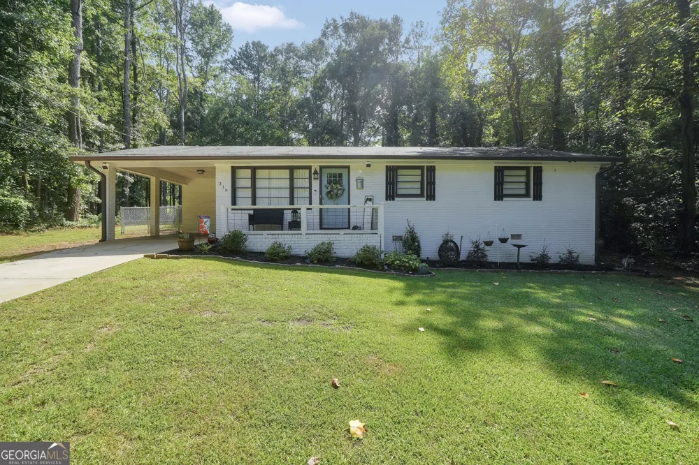 319 Elizabeth LN Griffin, GA 30223