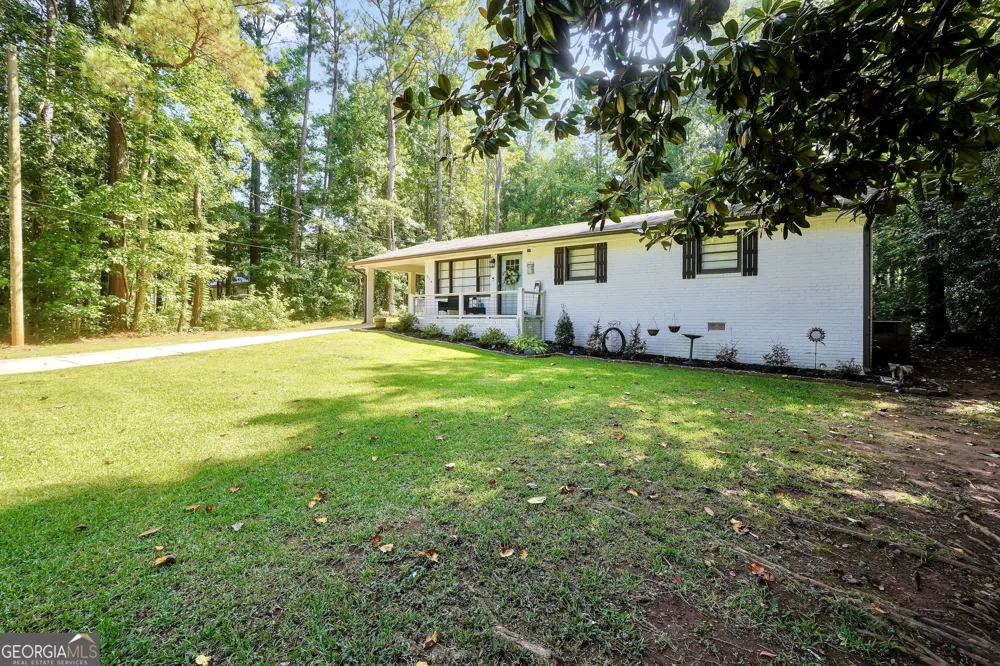319 Elizabeth LN Griffin, GA 30223