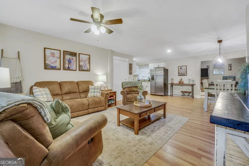 319 Elizabeth LN Griffin, GA 30223