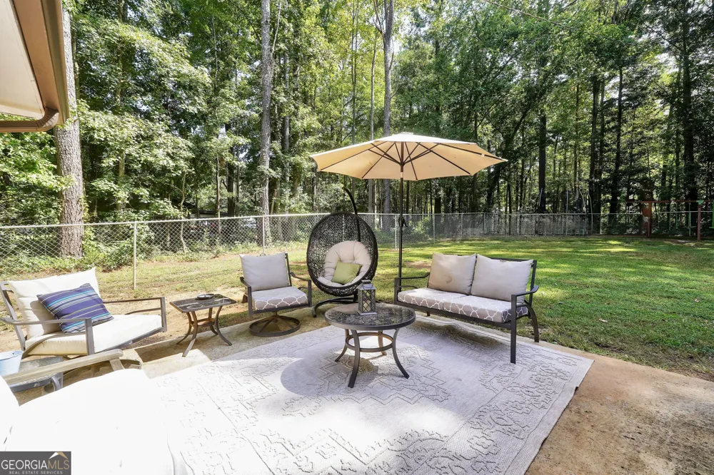 319 Elizabeth LN Griffin, GA 30223