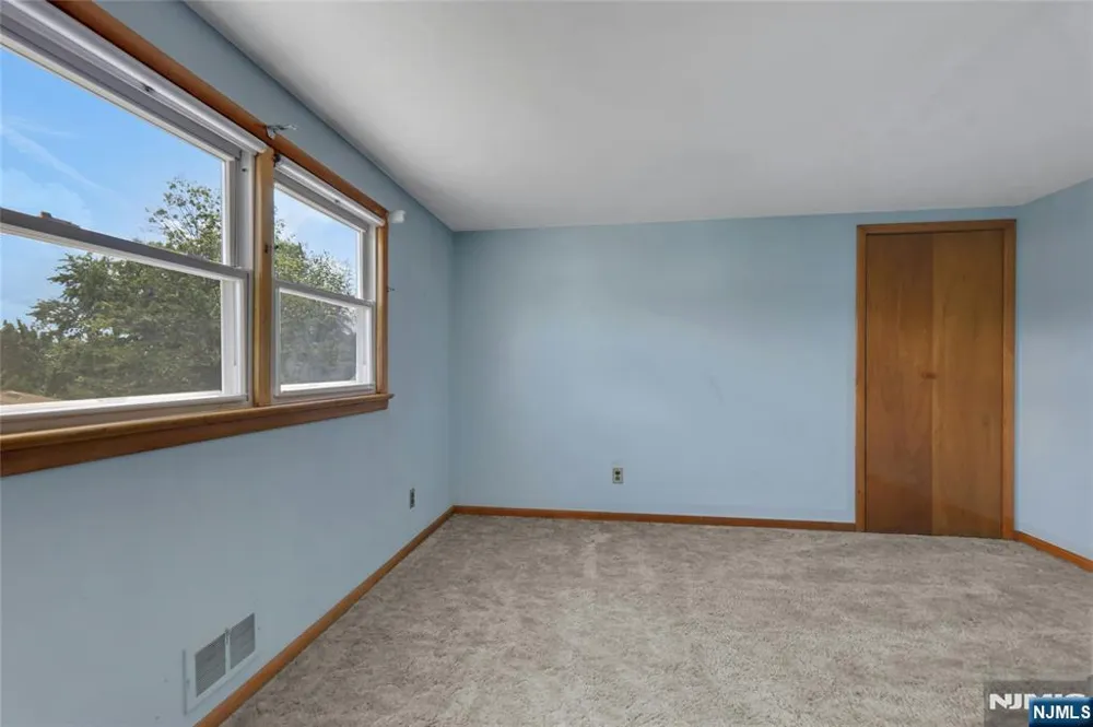 77 High Street Clifton, NJ 07014