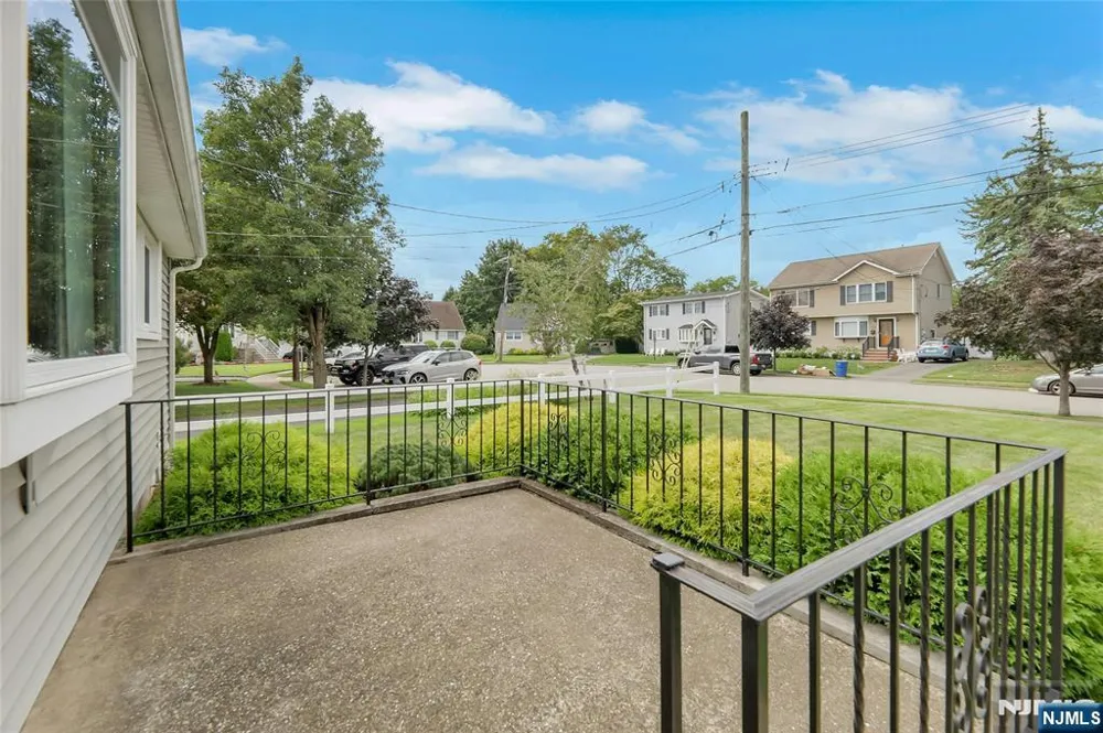 77 High Street Clifton, NJ 07014