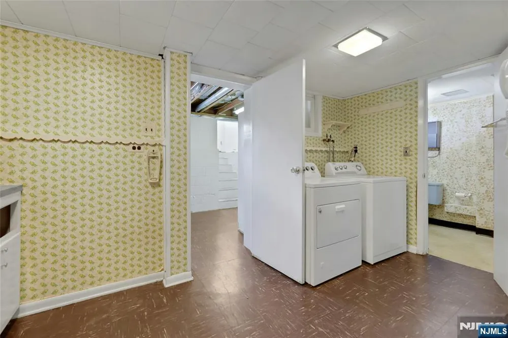 77 High Street Clifton, NJ 07014