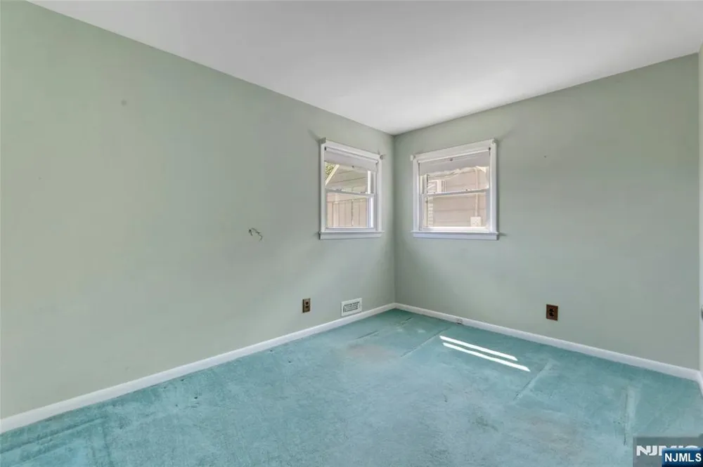 77 High Street Clifton, NJ 07014