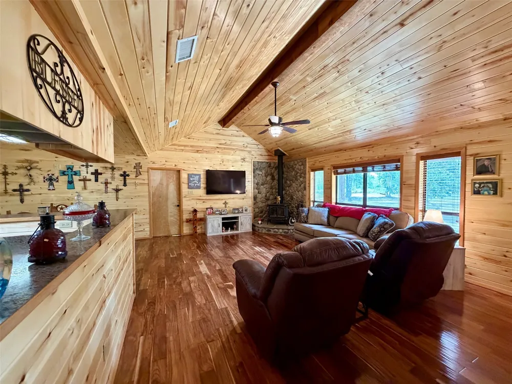 3341 Fm 778 Mineola, TX 75773