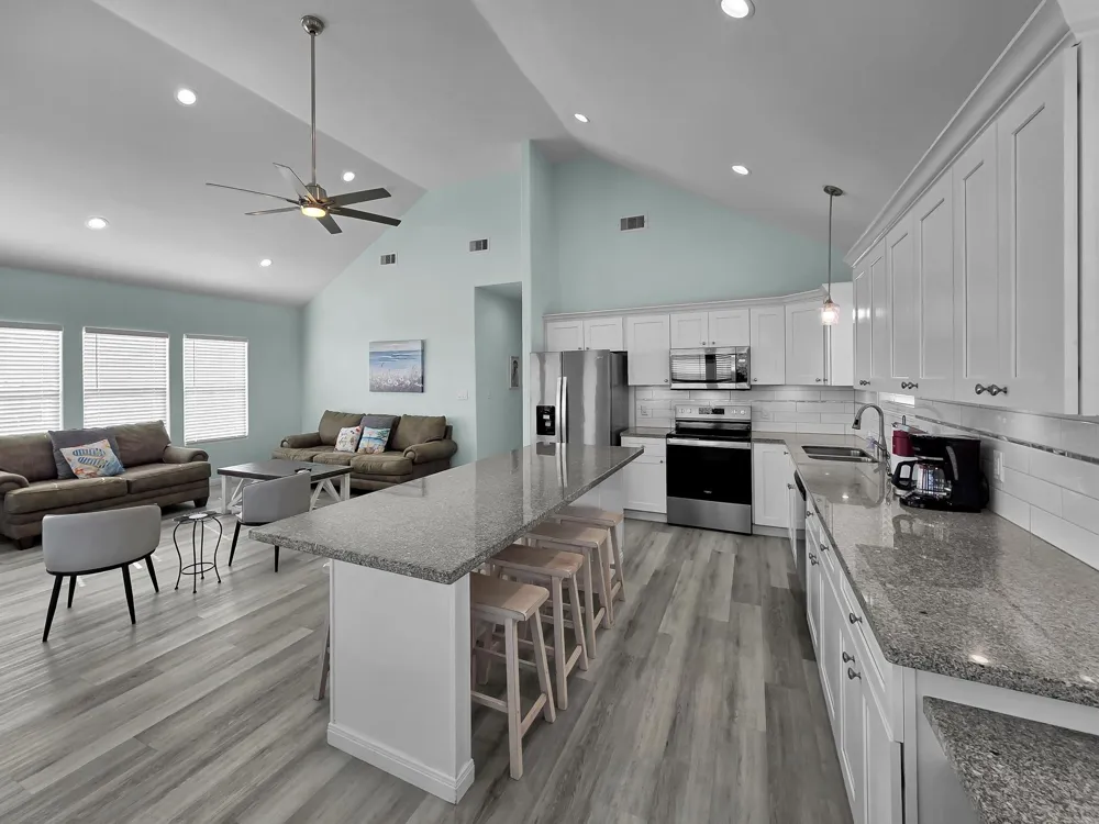 2302 Highway 87 Gilchrist, TX 77617