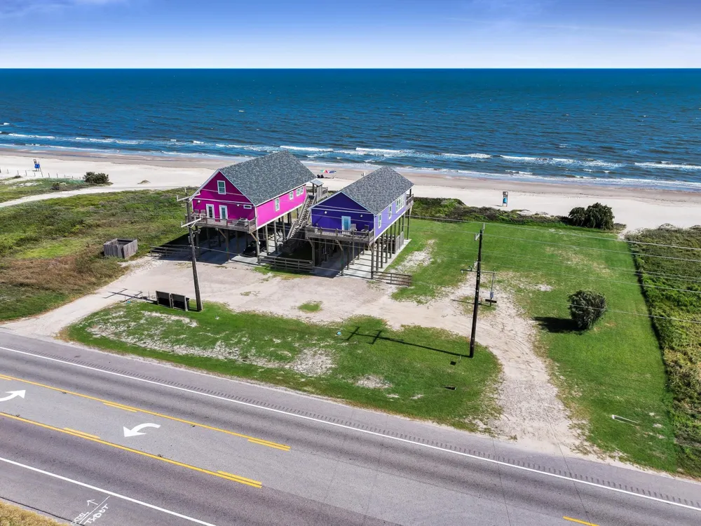 2302 Highway 87 Gilchrist, TX 77617