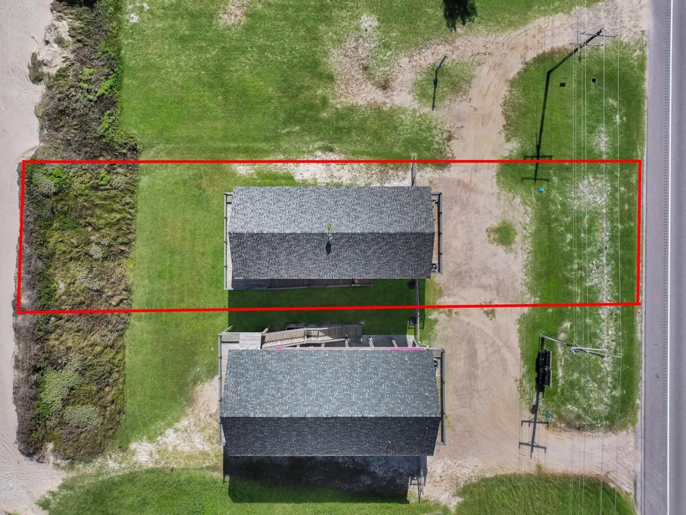 2302 Highway 87 Gilchrist, TX 77617
