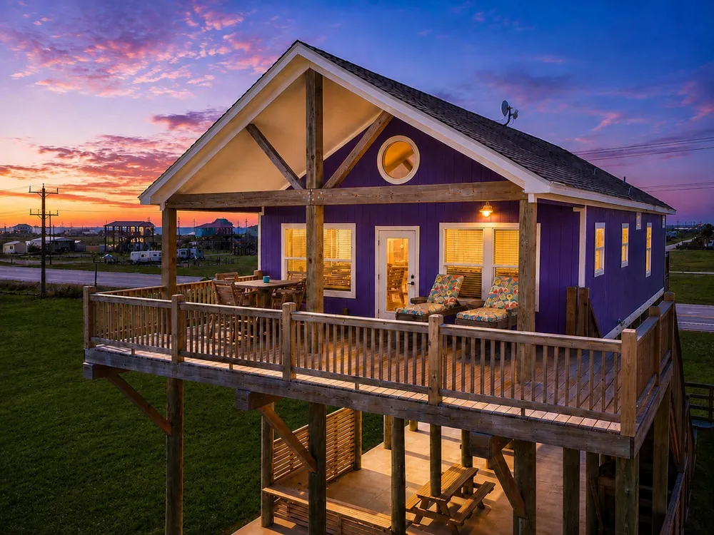 2302 Highway 87 Gilchrist, TX 77617