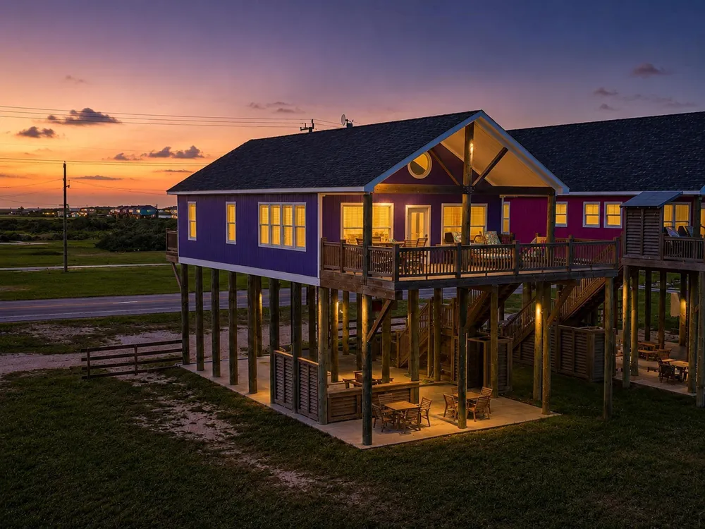 2302 Highway 87 Gilchrist, TX 77617