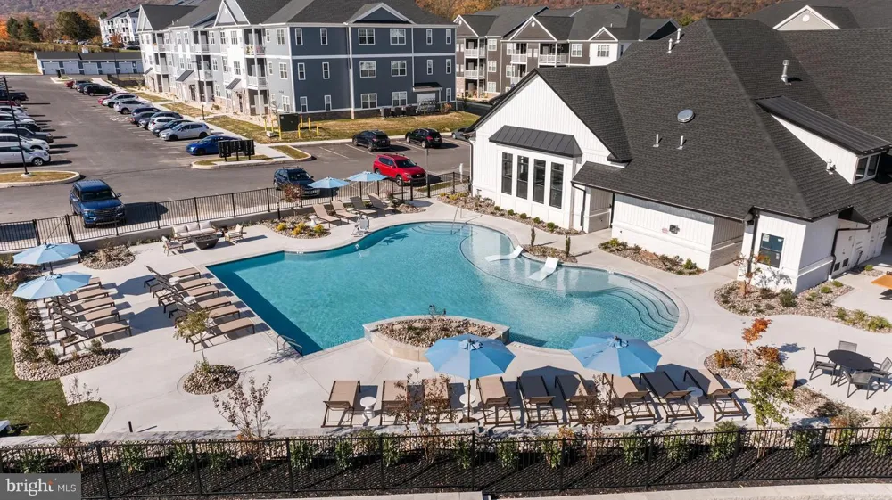 2214 HADLEY BOULEVARD Enola, PA 17025
