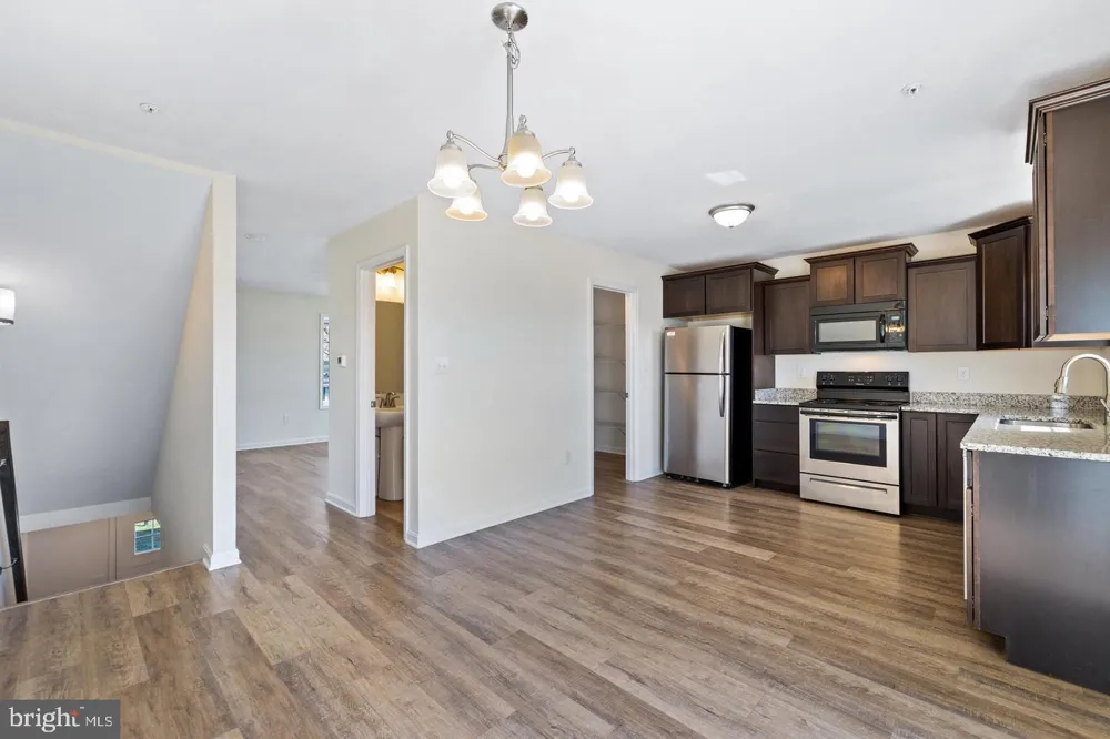 2214 HADLEY BOULEVARD Enola, PA 17025