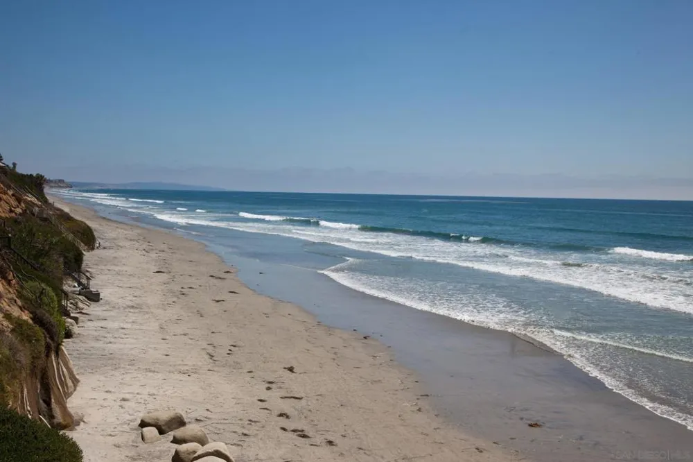 4788 Beachwood Carlsbad, CA 92008