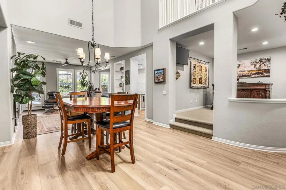 4788 Beachwood Carlsbad, CA 92008