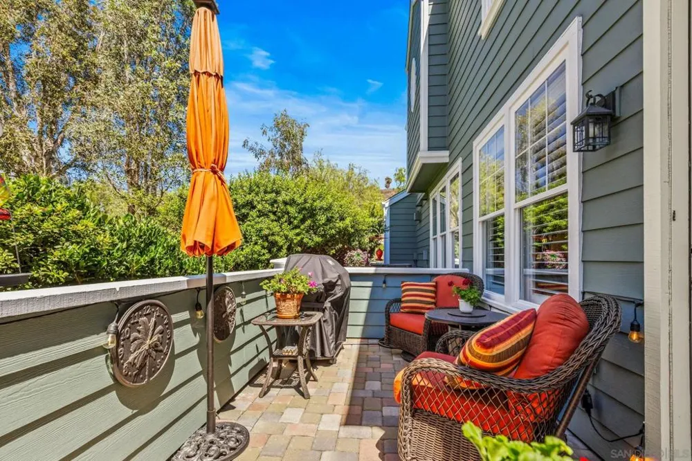 4788 Beachwood Carlsbad, CA 92008