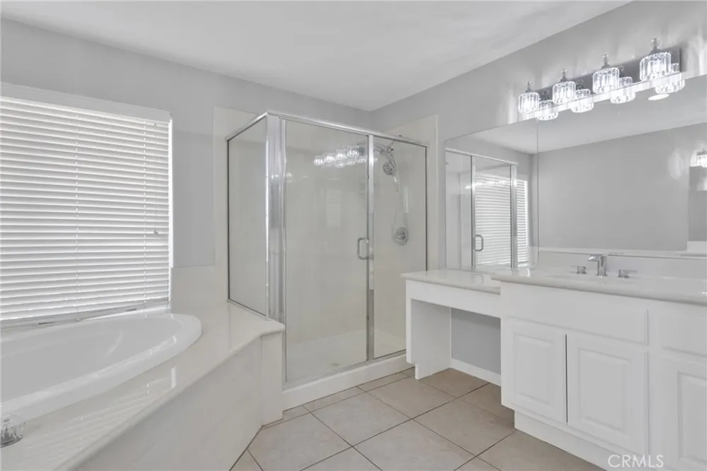 17389 Central Road Apple Valley, CA 92307