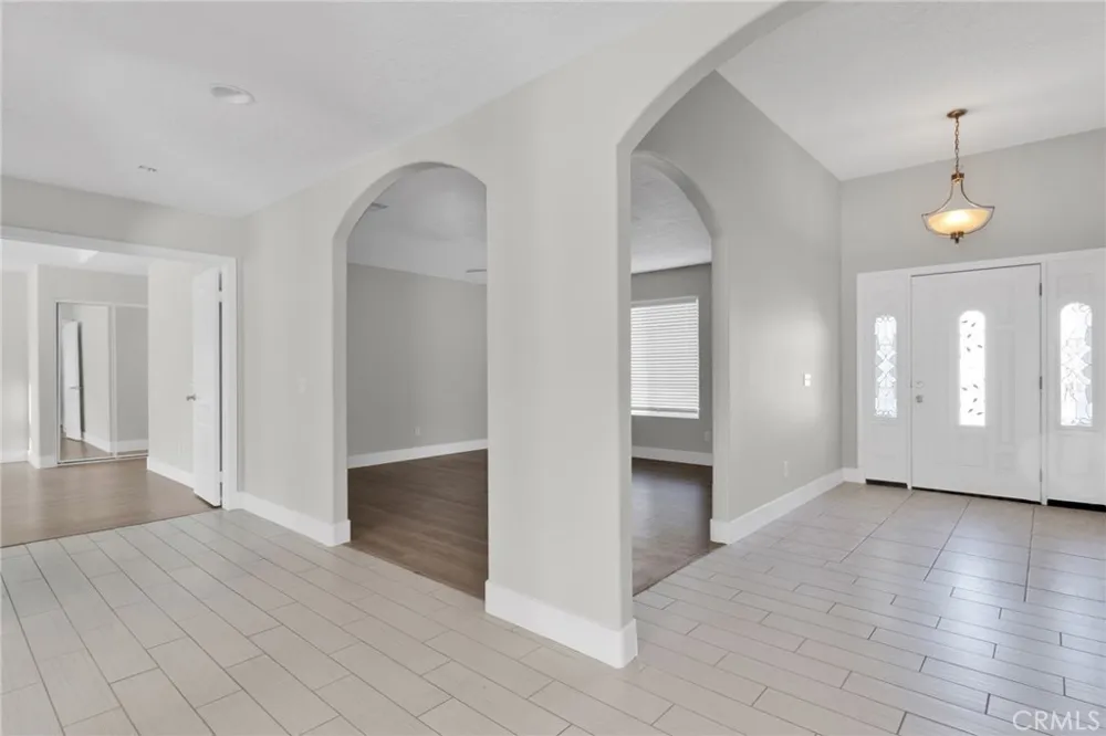 17389 Central Road Apple Valley, CA 92307