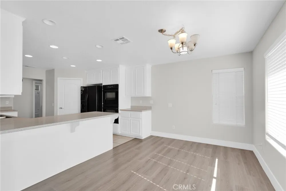 17389 Central Road Apple Valley, CA 92307