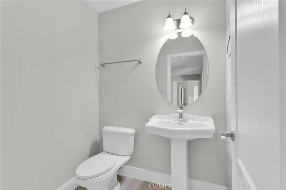 17389 Central Road Apple Valley, CA 92307