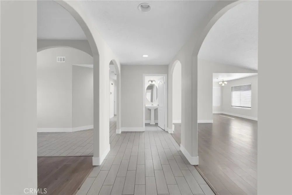 17389 Central Road Apple Valley, CA 92307