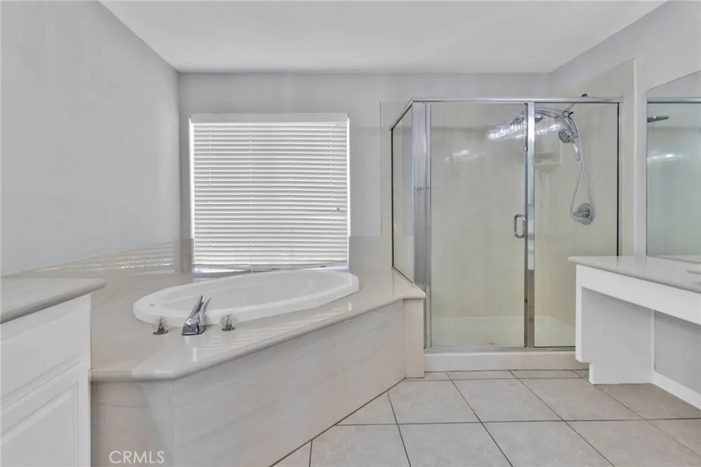 17389 Central Road Apple Valley, CA 92307