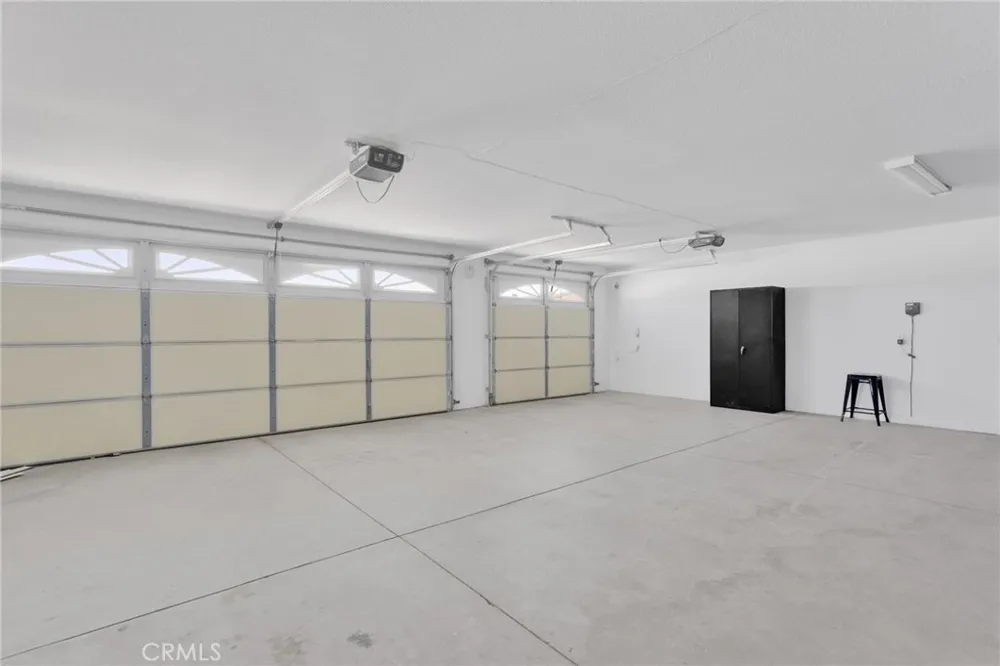 17389 Central Road Apple Valley, CA 92307