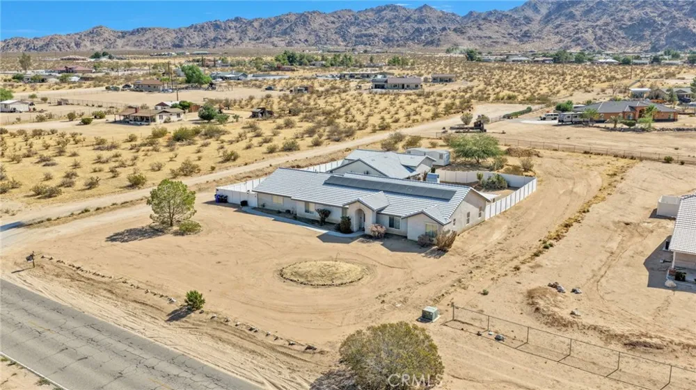 17389 Central Road Apple Valley, CA 92307