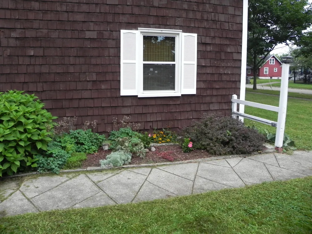 413 S Monroe Street Sturgis, MI 49091