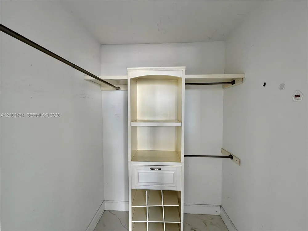 18081 Biscayne Blvd #504 Aventura, FL 33160