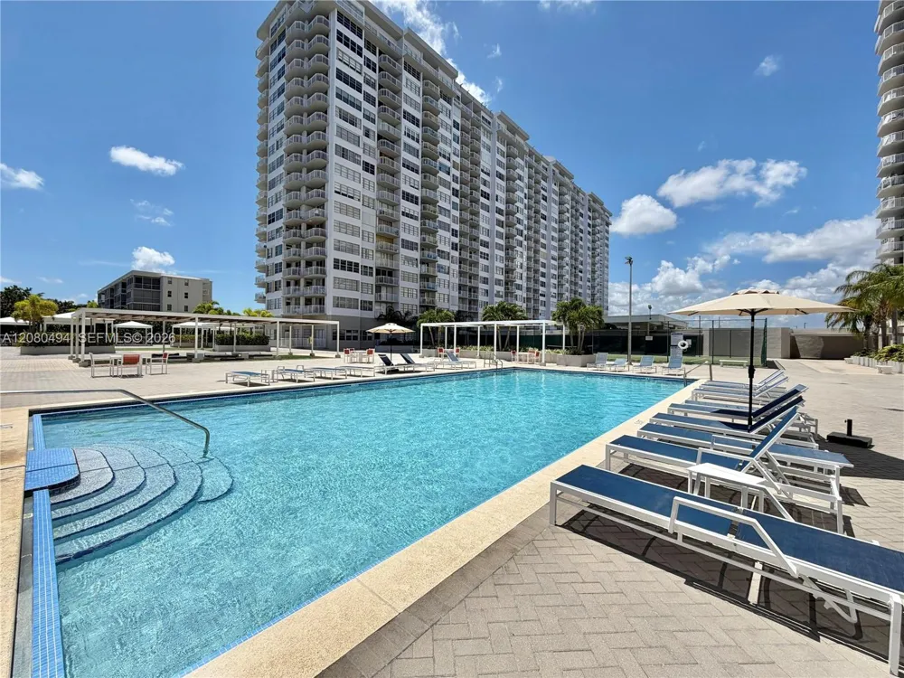 18081 Biscayne Blvd #504 Aventura, FL 33160