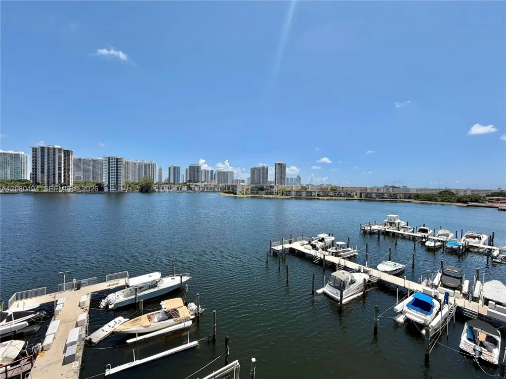 18081 Biscayne Blvd #504 Aventura, FL 33160