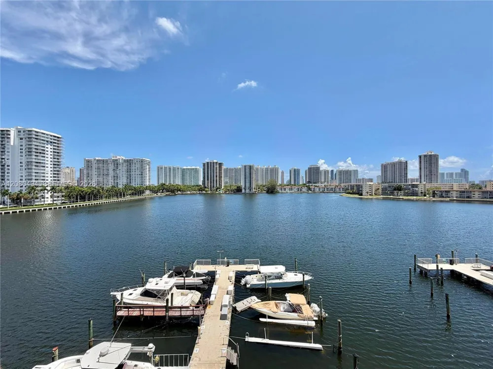 18081 Biscayne Blvd #504 Aventura, FL 33160