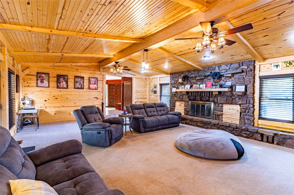 505 S Lakeridge Drive Bristow, OK 74010