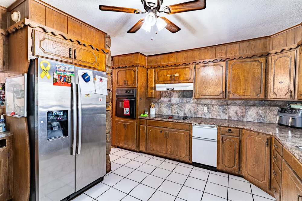 505 S Lakeridge Drive Bristow, OK 74010