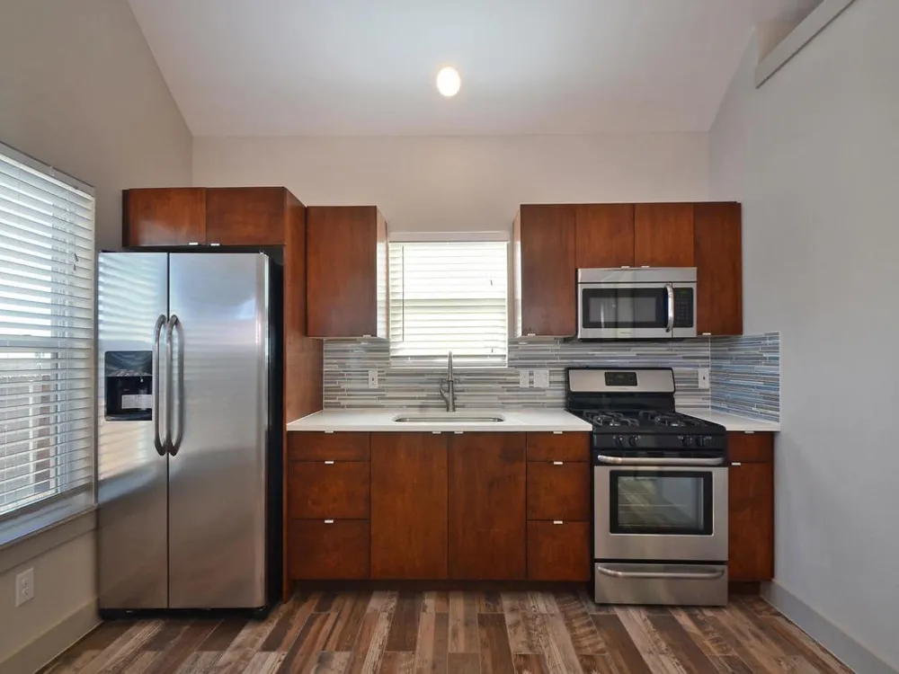 3141 E 12th Street #C Austin, TX 78702