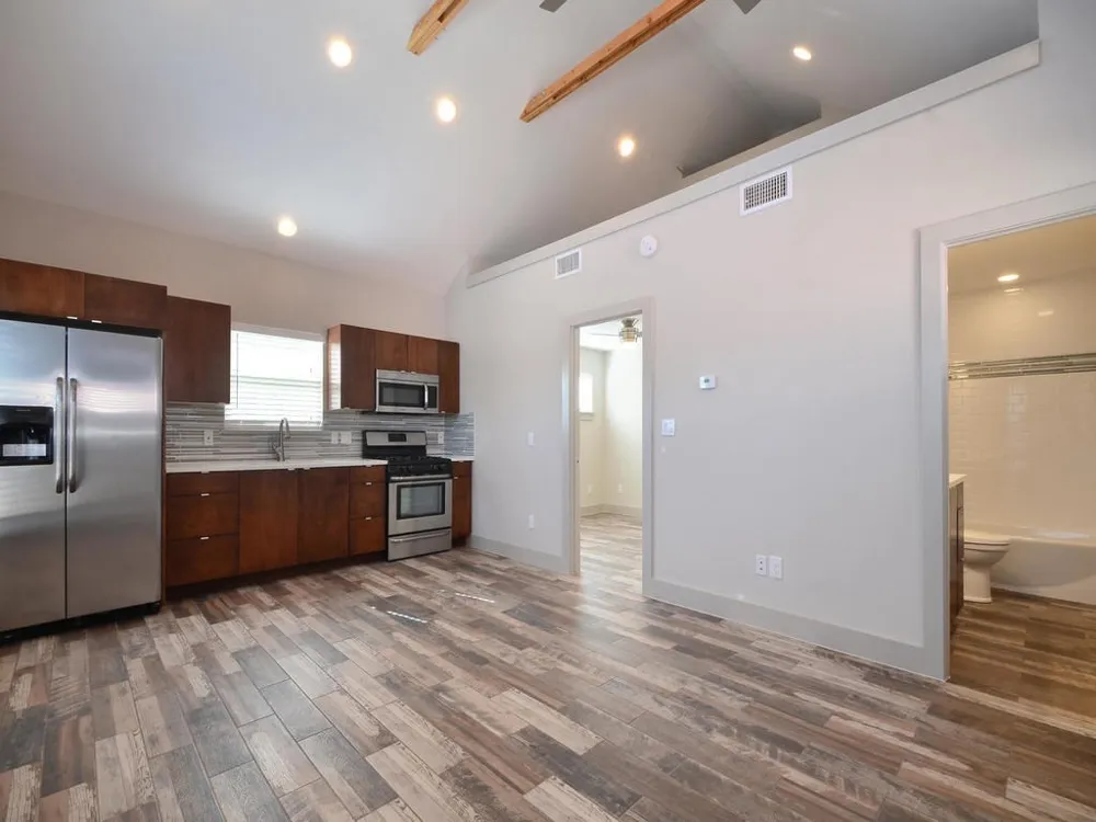 3141 E 12th Street #C Austin, TX 78702